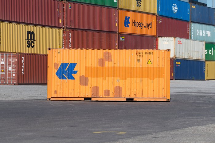 20 FT SHIPPING CONTAINERS