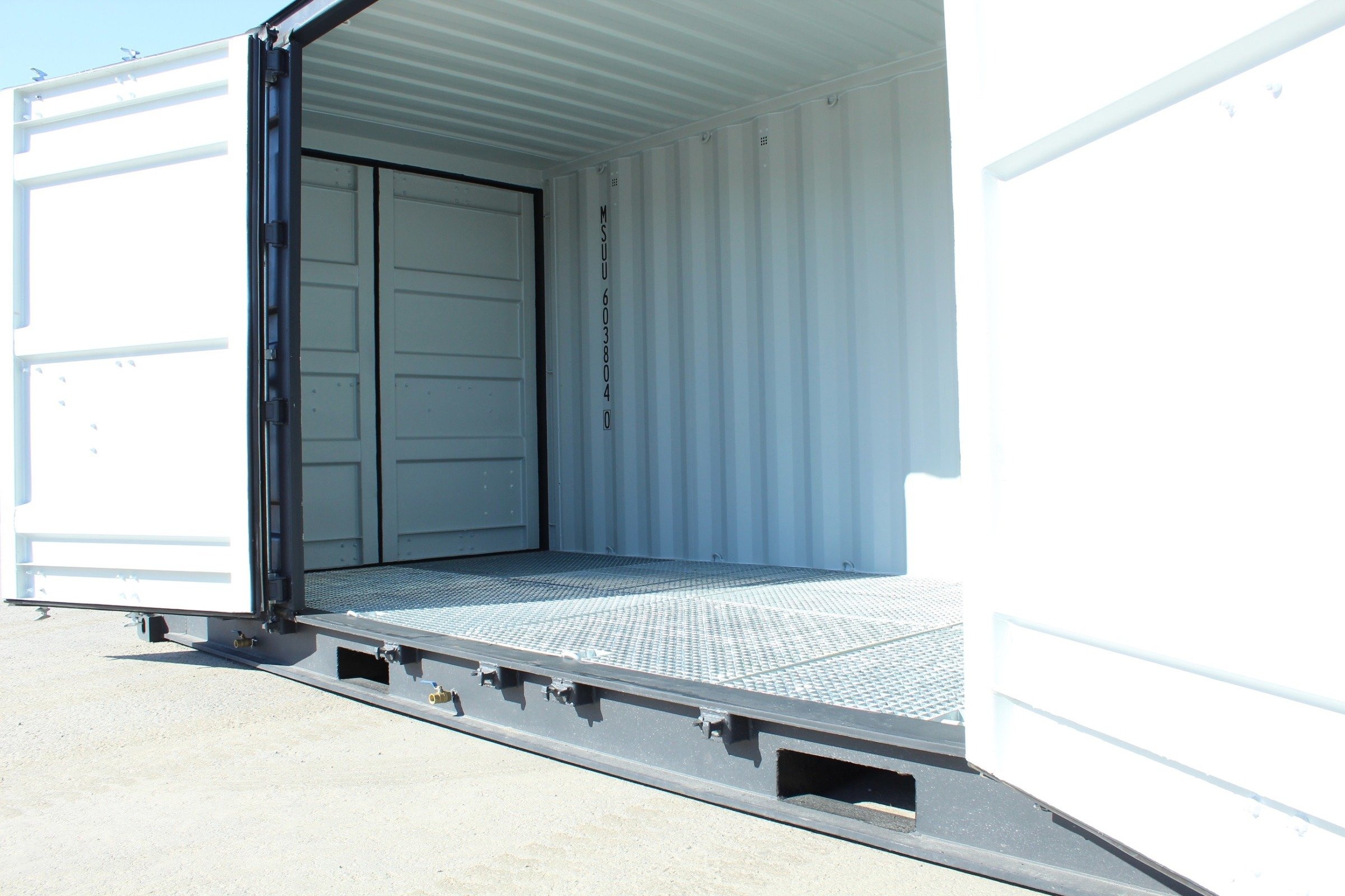 20ft High Cube Container – Hazardous Waste Container, Side opening (9ft 6′ high). - Image 7