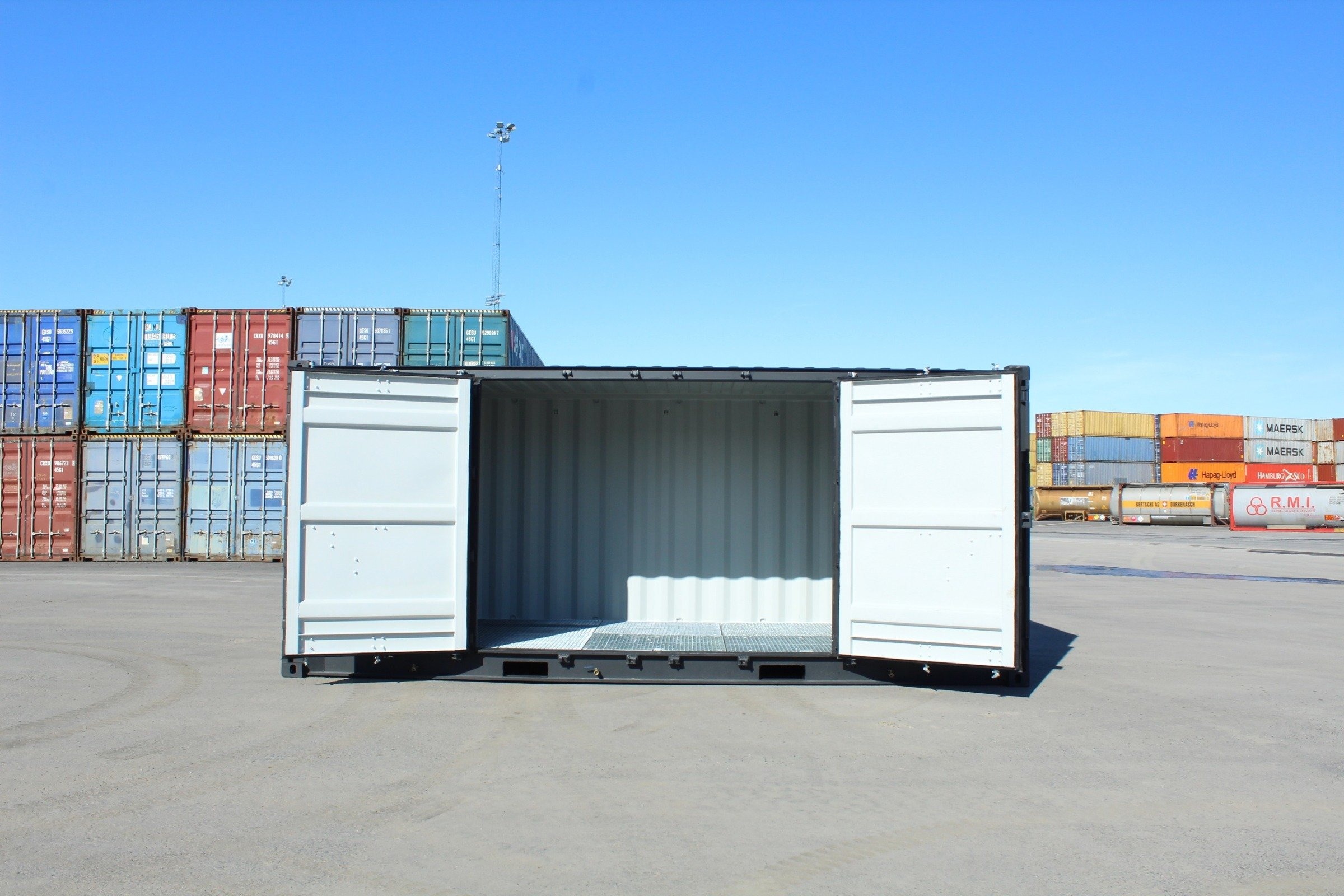 20ft High Cube Container – Hazardous Waste Container, Side opening (9ft 6′ high). - Image 8